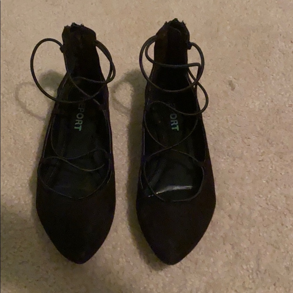 Report, strappy flats